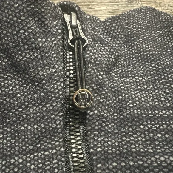 Lululemon Forme Jacket Black Deep Coal Size 8 Activewear Gray Pique Textured - Picture 4 of 7